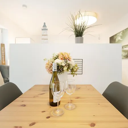 Haus Strandgefluester Heimathafen Appartement *